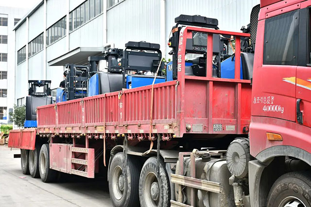 米玛AGV本体发货.jpg 米玛AGV本体发货.jpg