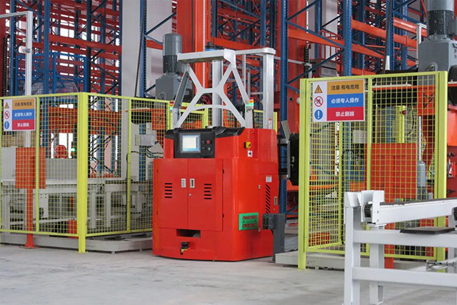 搬易通AGV本体.jpg 搬易通AGV本体.jpg