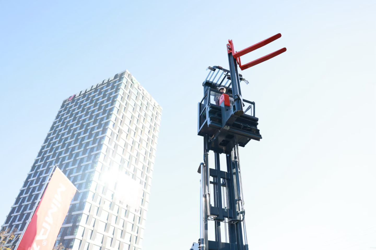 微信图片_20251129162742.jpg 微信图片_20251129162742.jpg